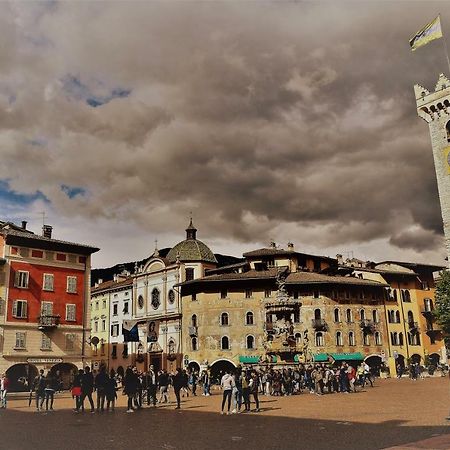 Uni Apart Trento Eksteriør bilde